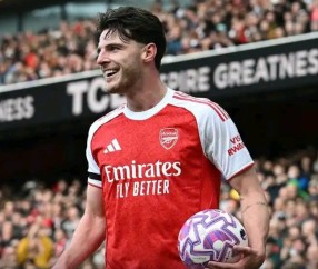 豪取6连胜！仅用13分钟，阿森纳4-0横扫马竞，英超第1打花西甲第3